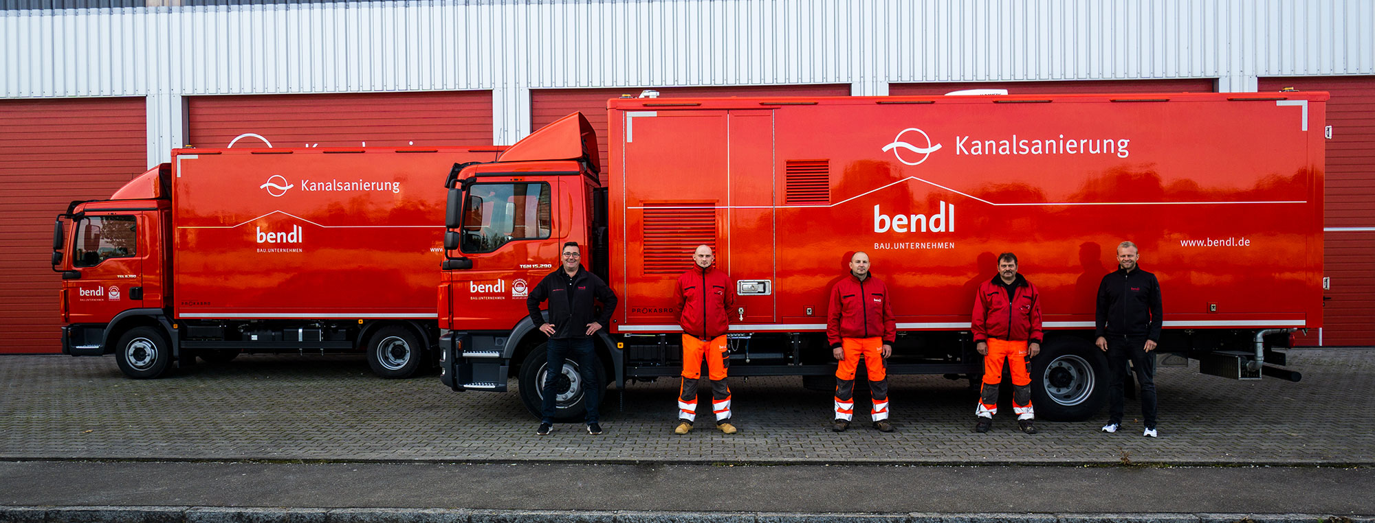 Die zwei neuen bendl Kanalsanierungsfahrzeuge.