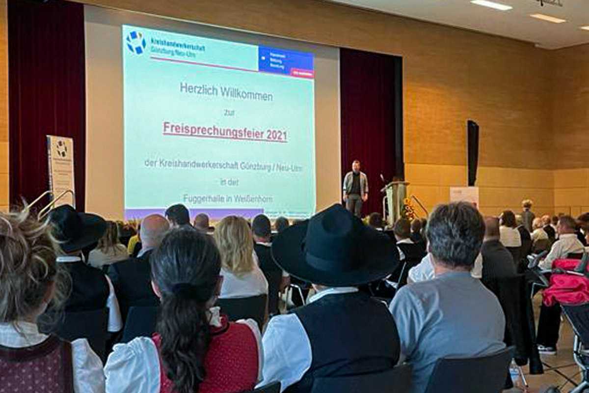 Freisprechung der Gesellen der Kreishandwerkerschaft Günzburg / Neu-Ulm