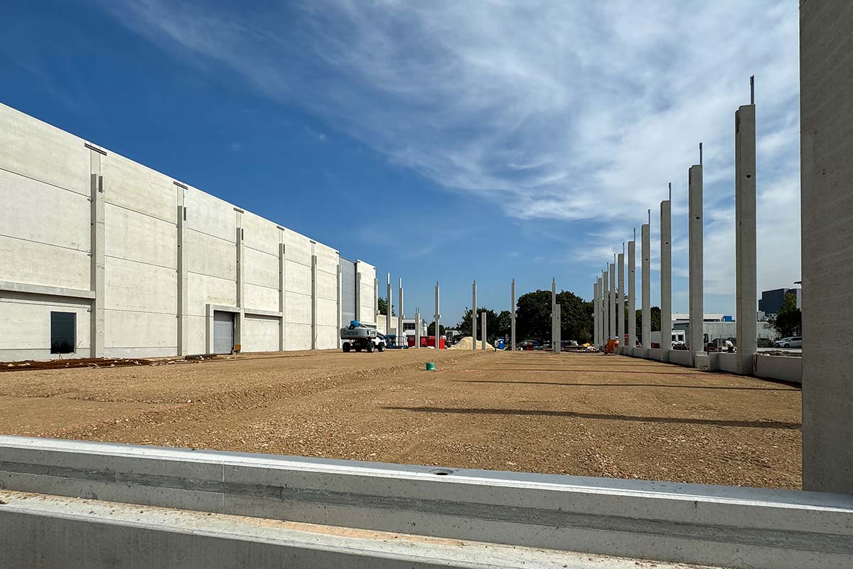 bendl errichtet in Neu-Ulm eine neue Lagerhalle mit Tiefkühlzelle