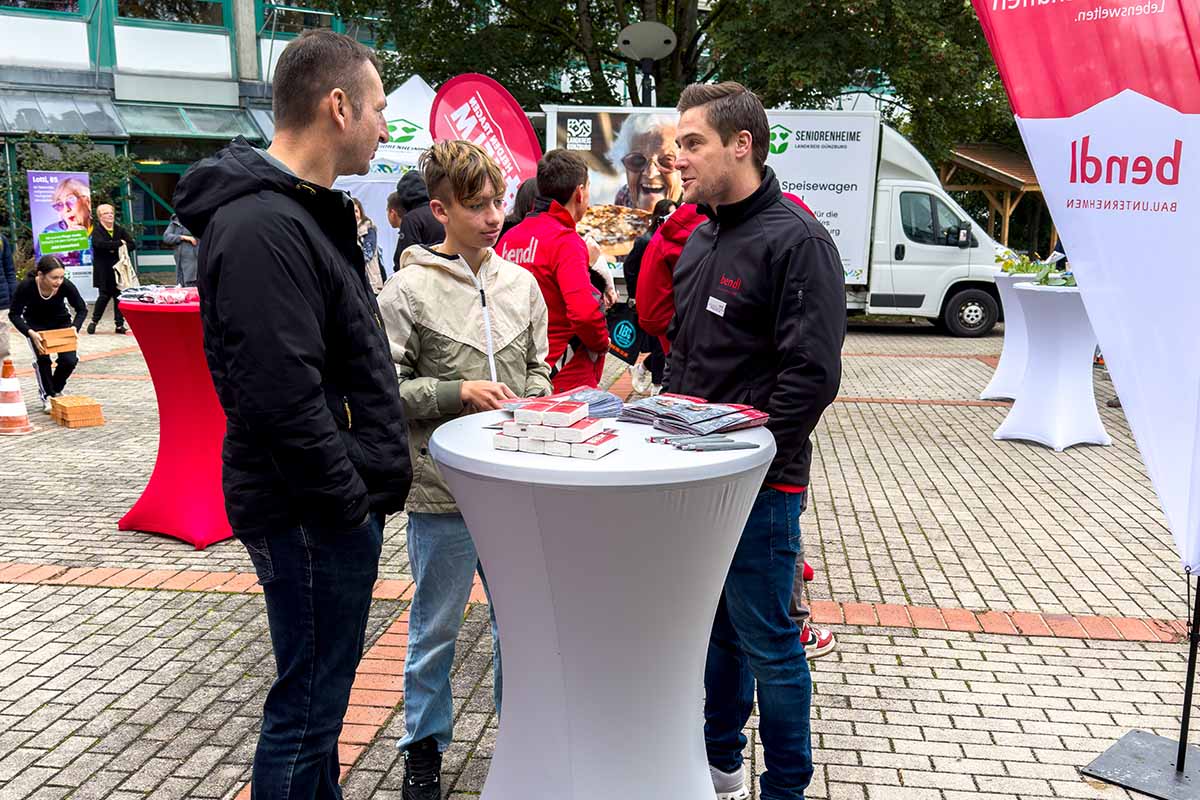 Bauunternehmen bendl ist auch 2024 zu Gast auf der IBS - Infomesse Beruf und Studium in Günzburg.