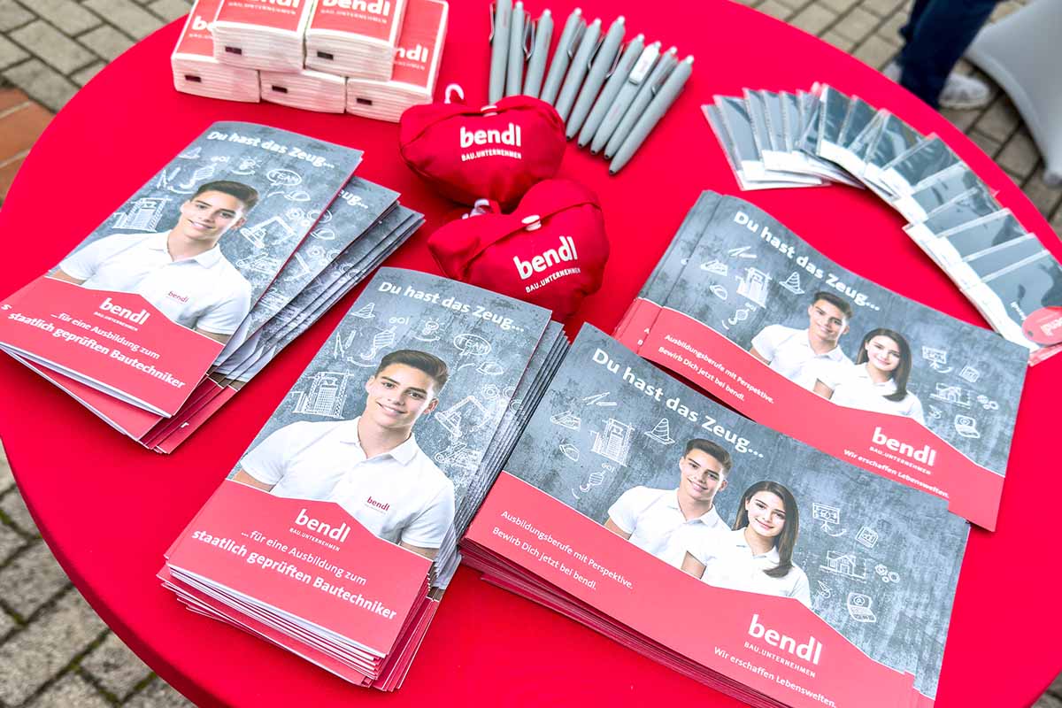 Bauunternehmen bendl ist auch 2024 zu Gast auf der IBS - Infomesse Beruf und Studium in Günzburg.
