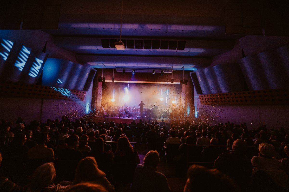 Die Stadtkapelle Günzburg bei ihrem Benefizkonzert im Forum am Hofgarten.