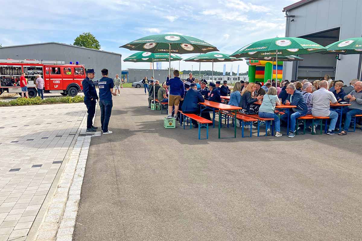 Feierliche Einweihung Feuerwehrgerätehaus Ellzee