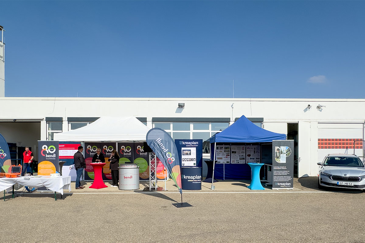 Stand von bendl und kreaplan beim Jubiläum von Reflexa