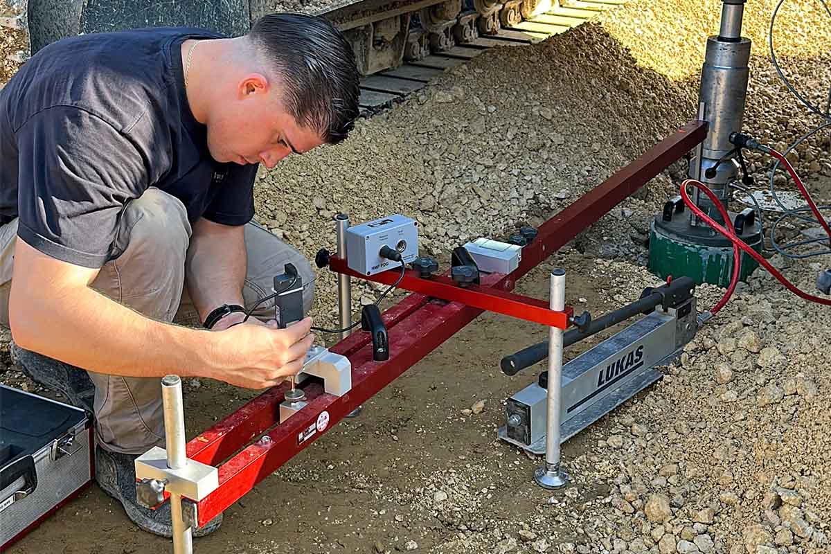 Spezialtiefbau auf unserer Baustelle in Leipheim: Durch das CSV-Verfahren wurde die Tragfähigkeit des Bodens gezielt erhöht.